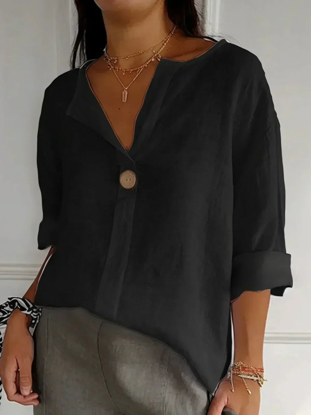 Ruby | Stylish V-neck blouse