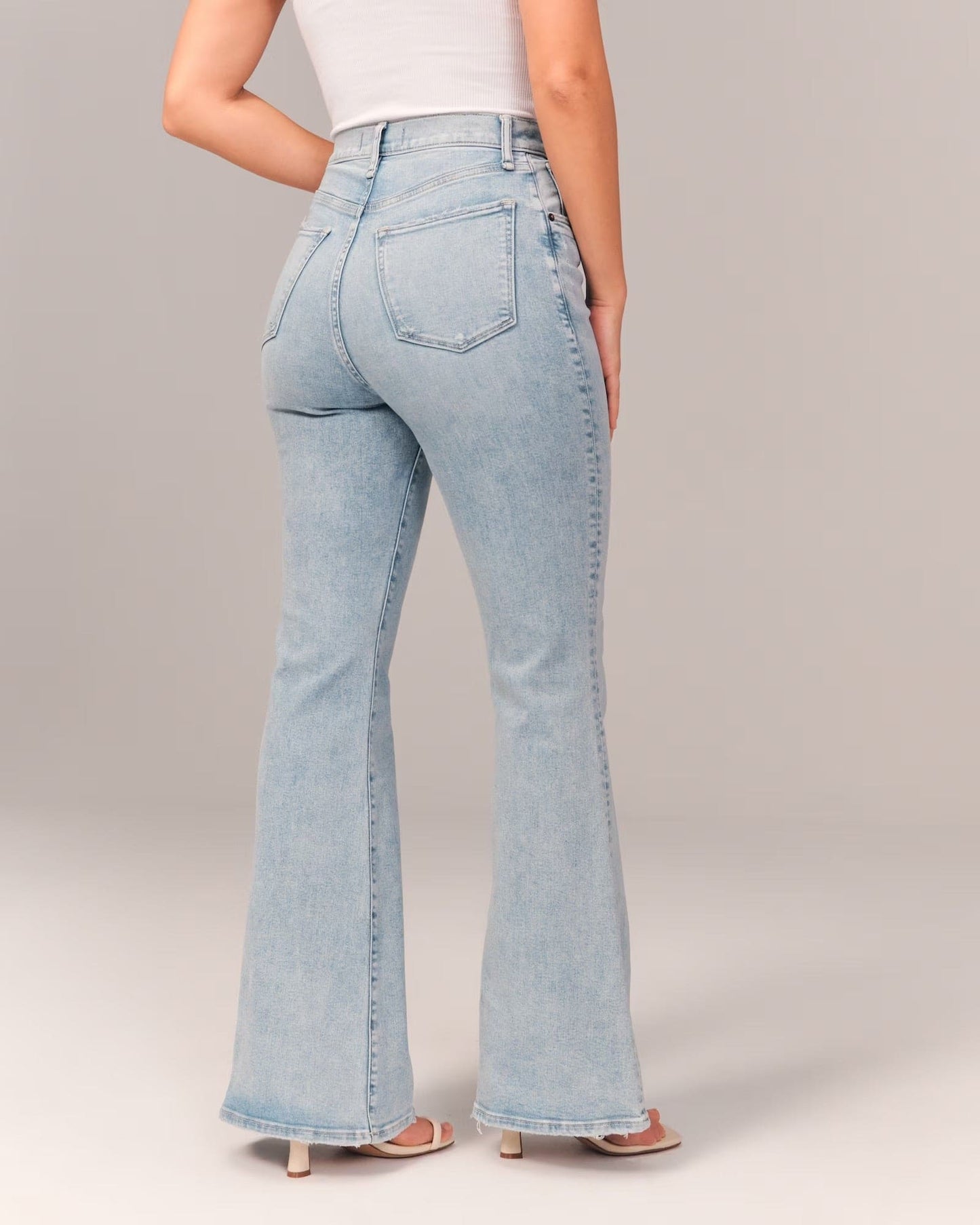 Comfortable Women's Classic Straight Jeans