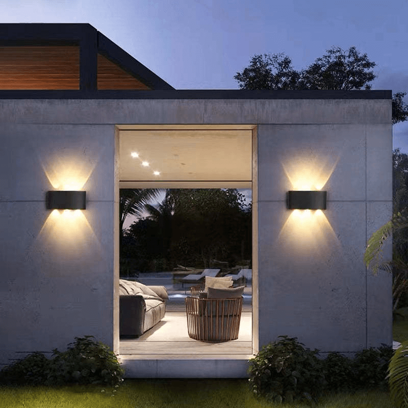 Contemporary LED Outdoor Wall Lamp