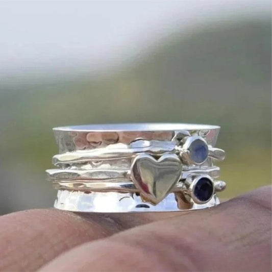 Sweet Love Spinner Ring - Luxivelle