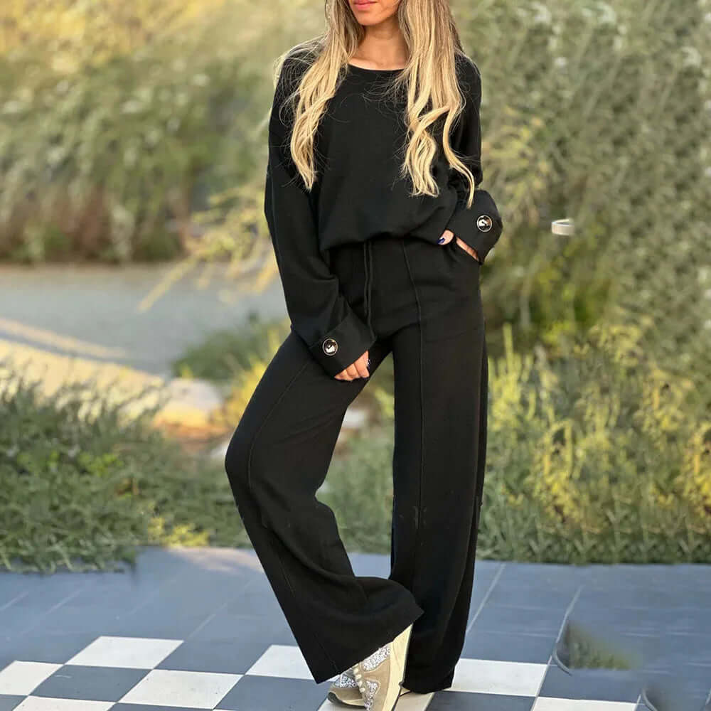 Ladies' 2-Piece Outfit - Comfortable & Chic - Luxivelle