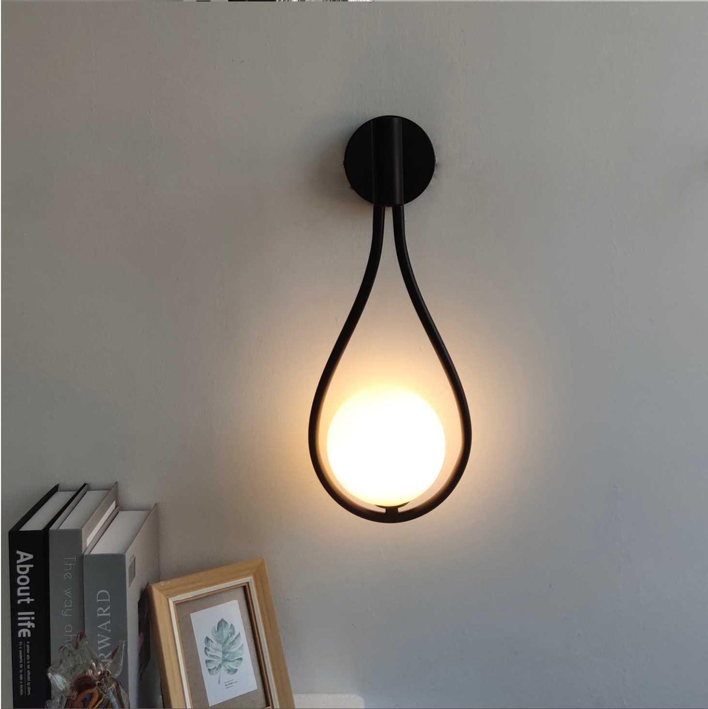 Contemporary Slim Wall Lamp