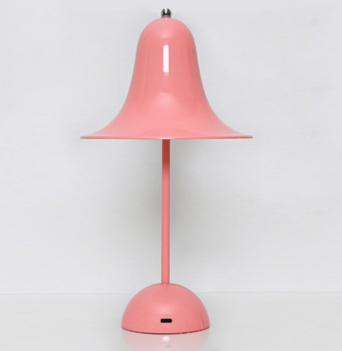 Wireless Desk Lamp with Traditional Shade