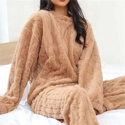 Cozy Women's Fleece Pajama Set - Plush Sleepwear