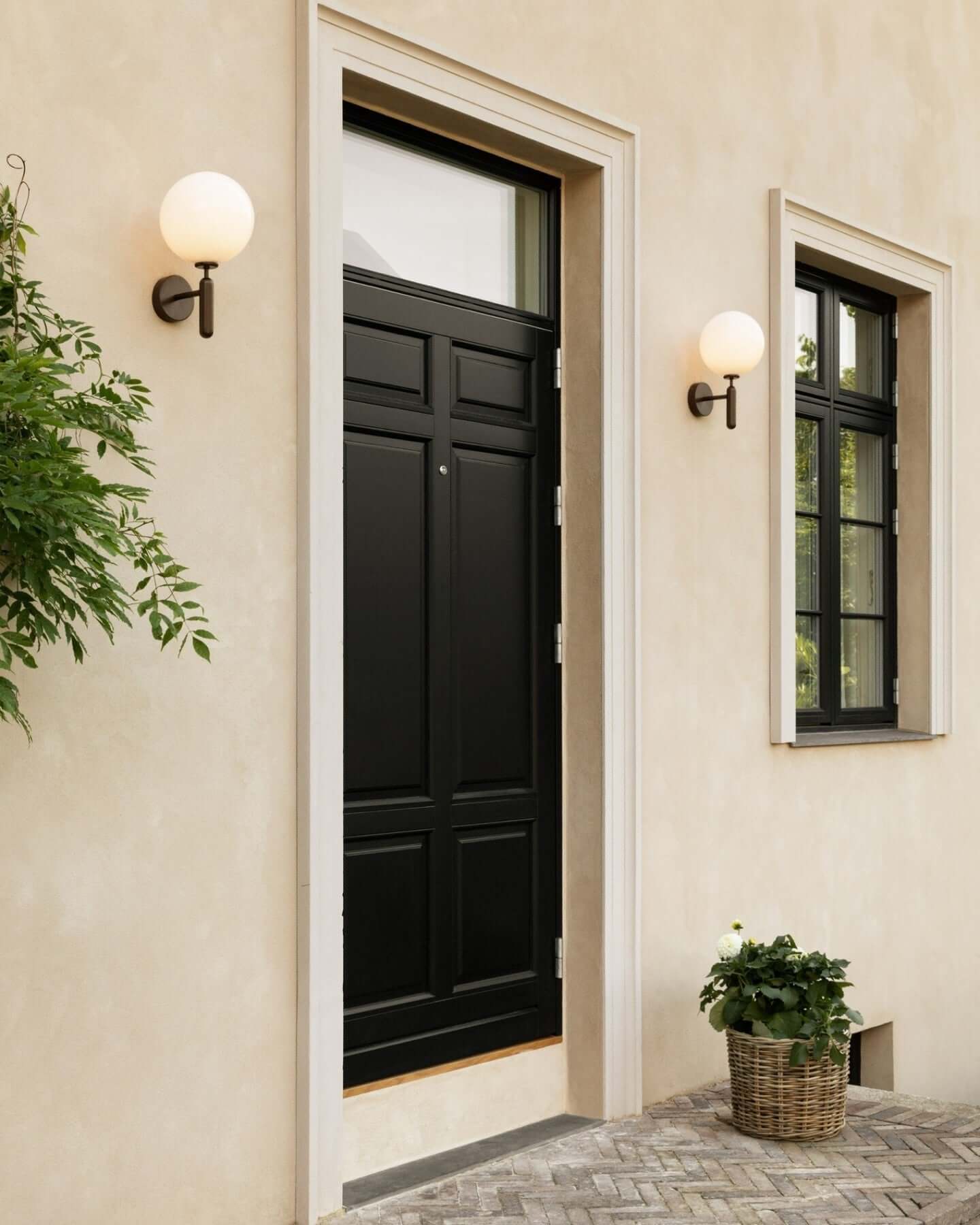 Stylish Glass Wall Light Fixture