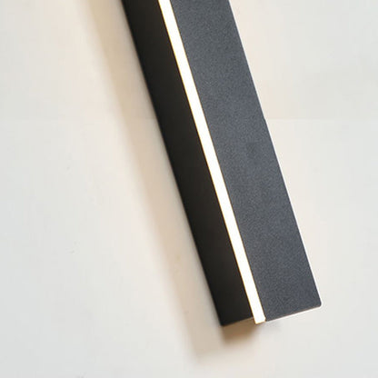 Weatherproof Outdoor LED Wall Lamp – Slim Modern Style