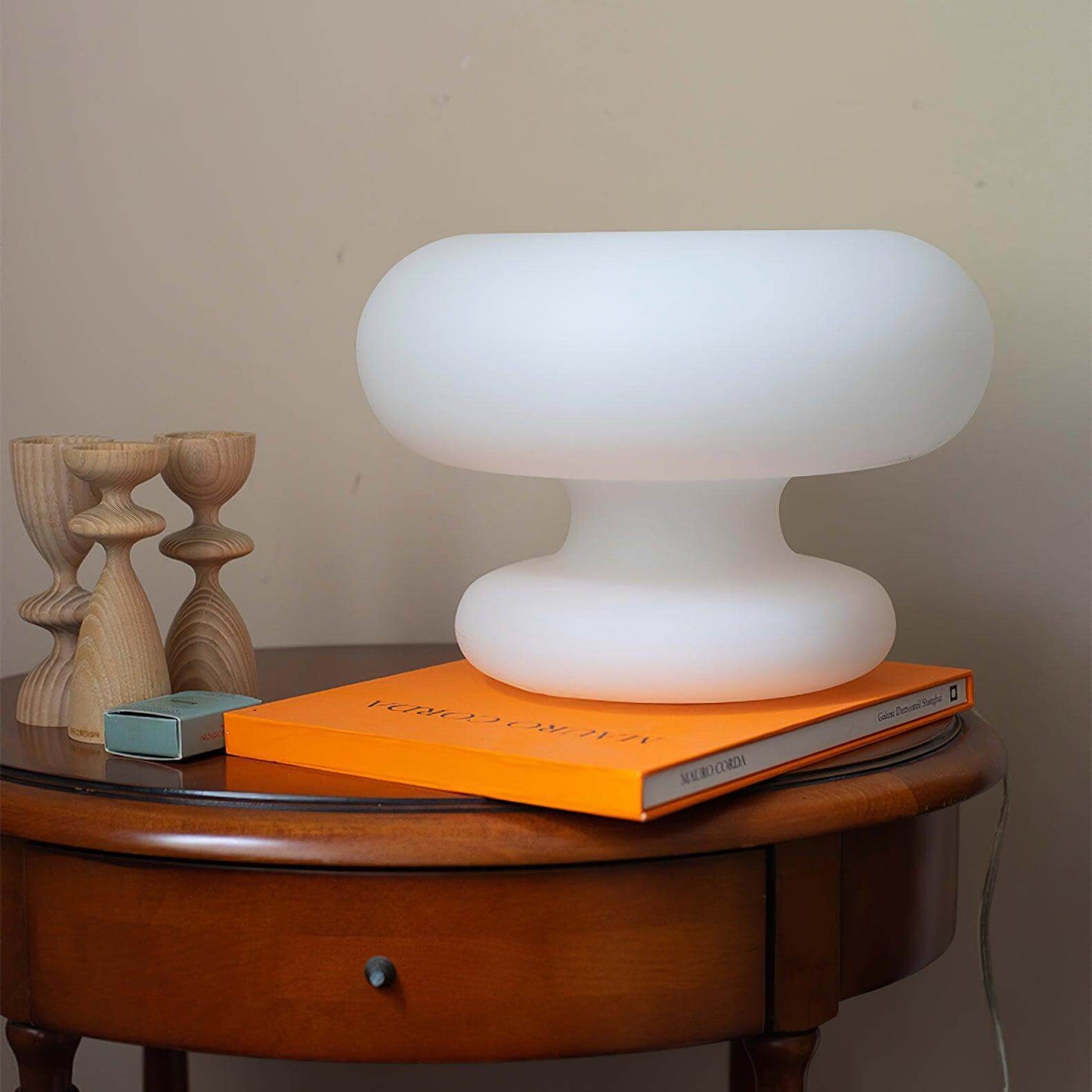 Stylish Metal Base Round Desk Lamp