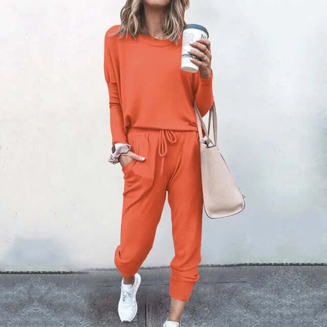 Relaxed Fit Women's Jogger Suit for Everyday Wear