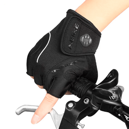 Comfortable Gel Cycling Gloves for Men and Women Riders