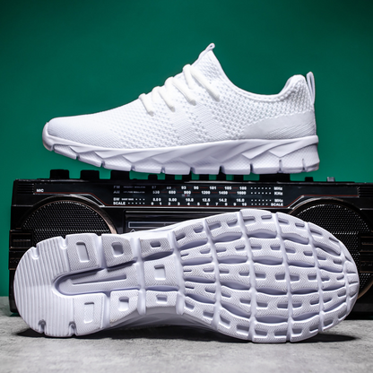 Slim Athletic Mens Sneakers with Classic Look