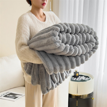 Luxury Fluffy Blanket | Soft, Cozy and Stylish Throw - Trendy Melbourne