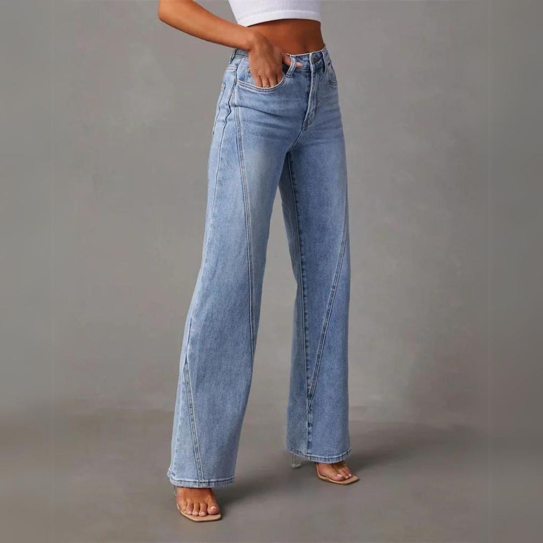 Classic Fit Women's Straight Leg Jeans