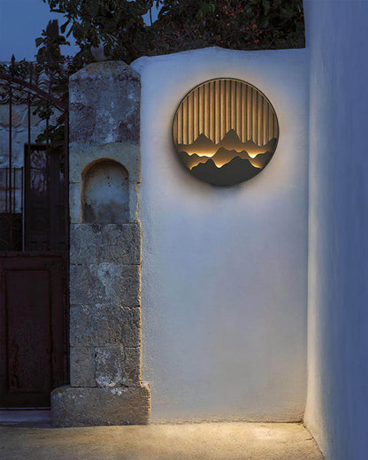 Rustic Outdoor LED Wall Lamp with Nature Design