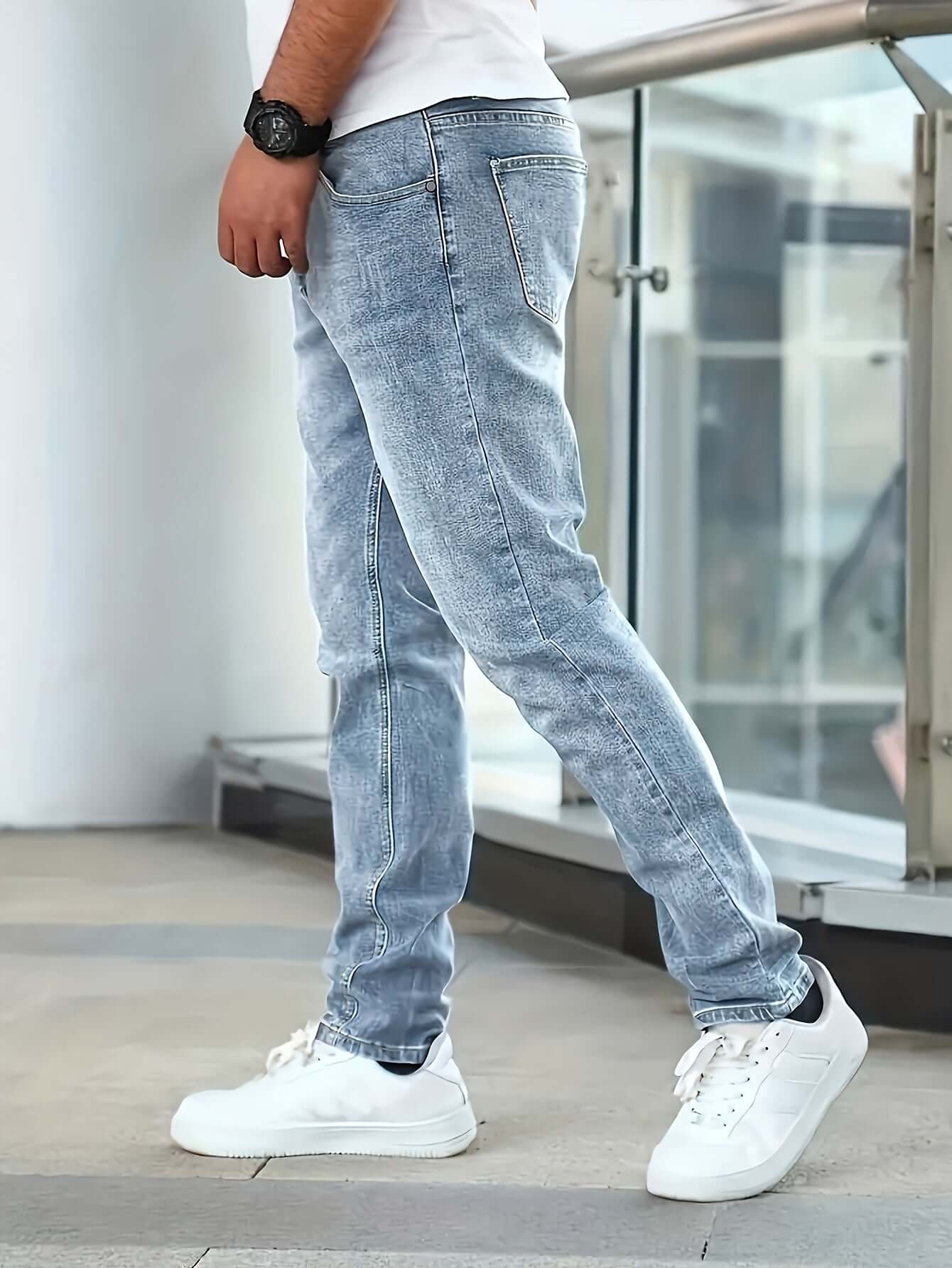 Men's Regular Fit Comfort Jeans