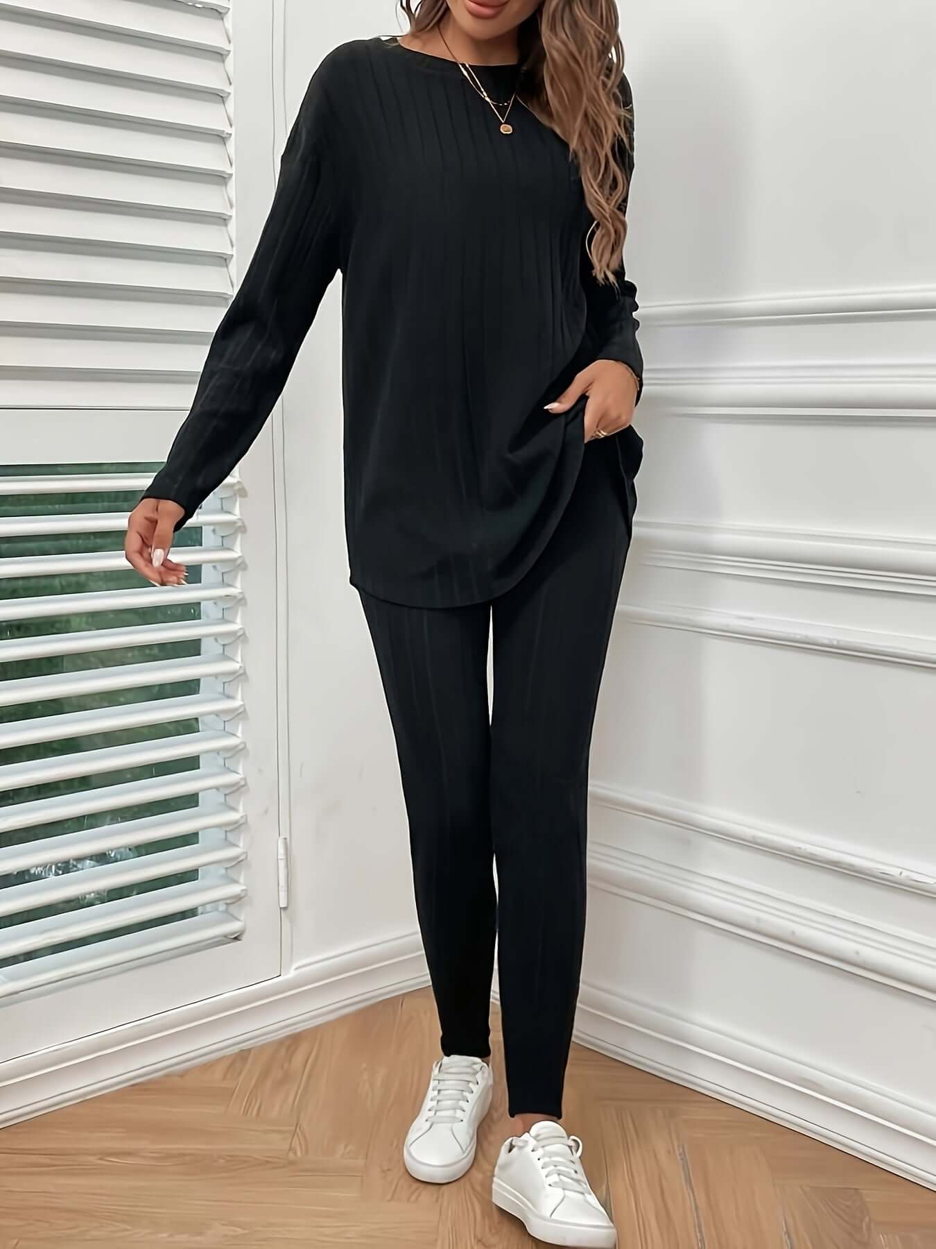 Relaxed Fit Jogger Suit Set - Luxivelle