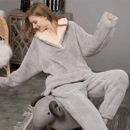 Soft Women's Fleece Pajama Set