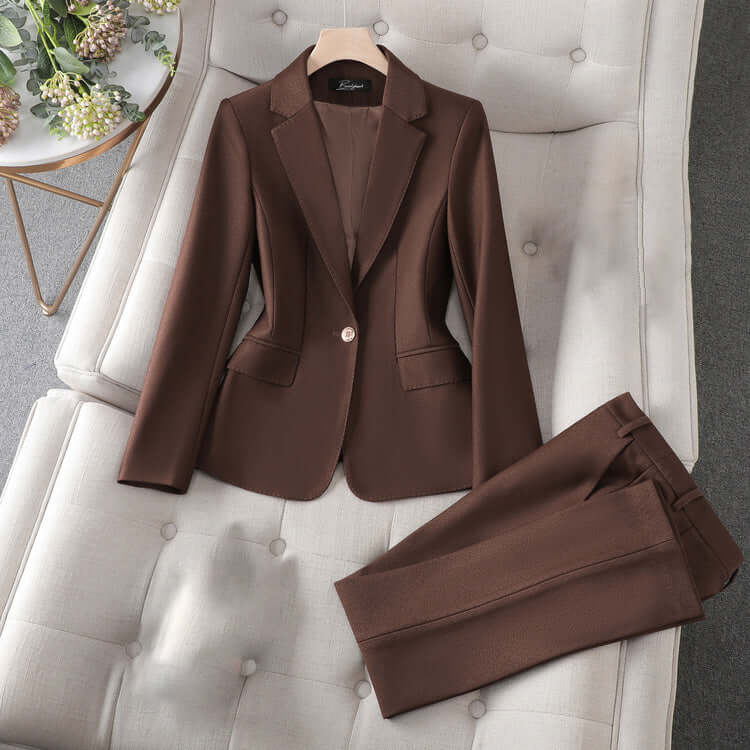 Classic Fit Women's Suit Jacket and Trousers