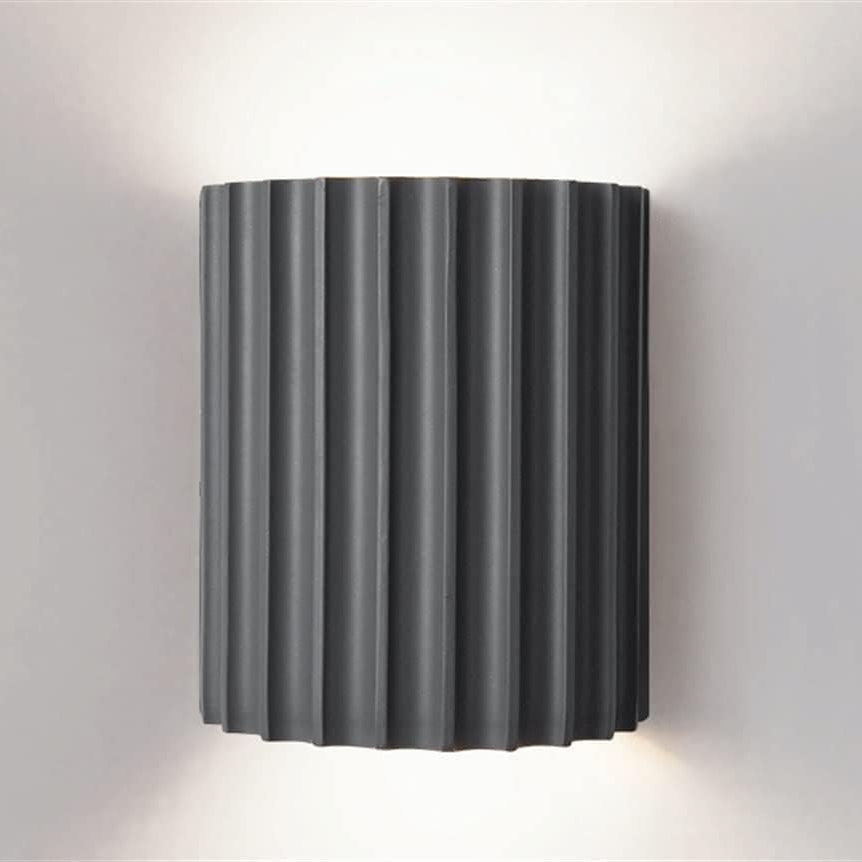 Simple LED Wall Sconce – Warm Ambient Up Down Lighting