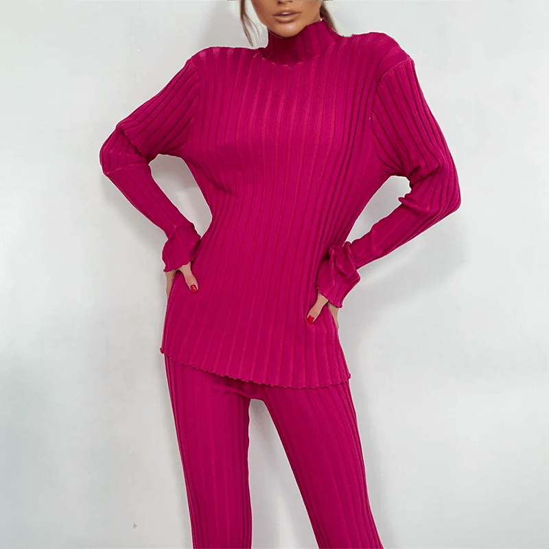 Women's Fitted Textured Knit Outfit