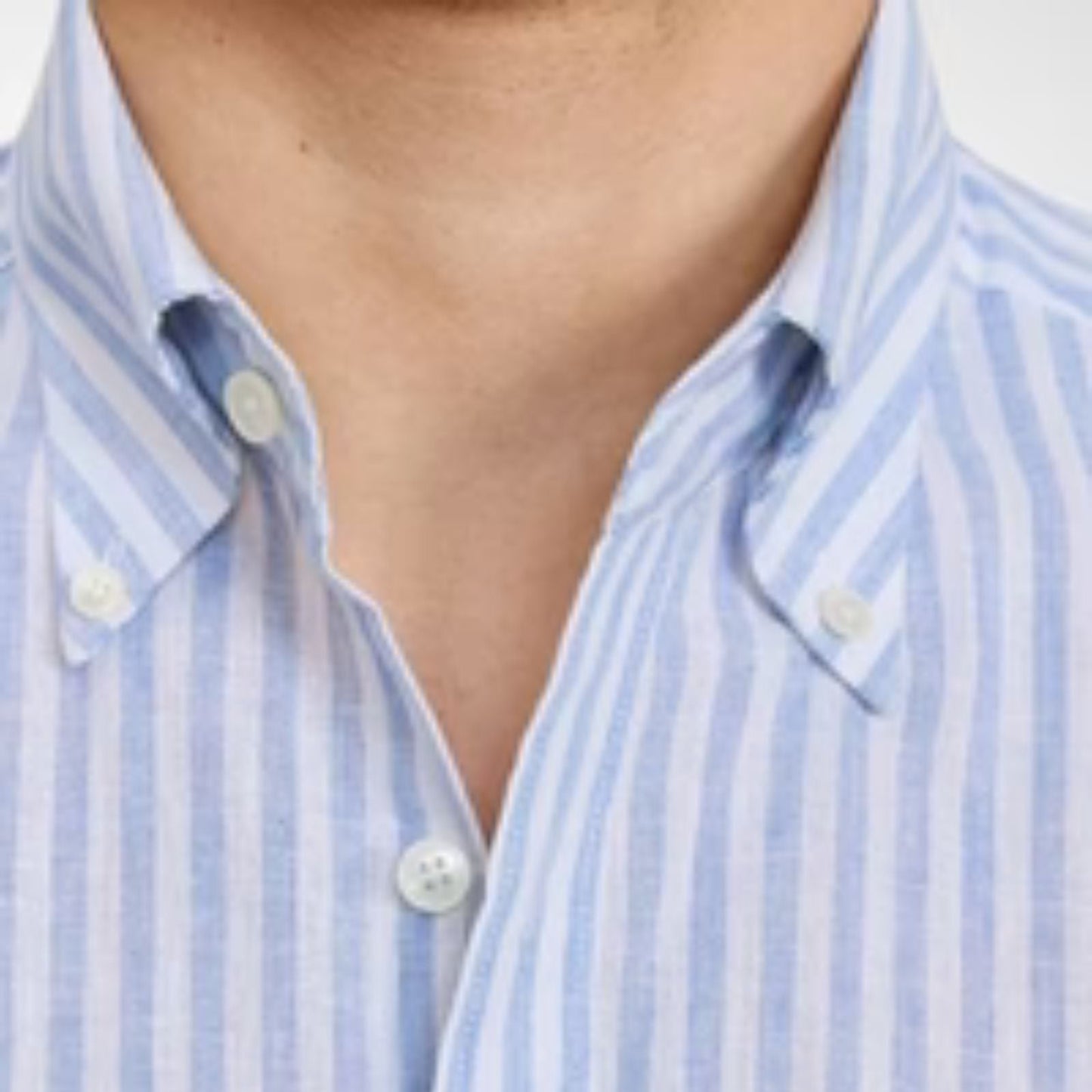 Relaxed Fit Men's Cotton Long Sleeve Dress Shirt