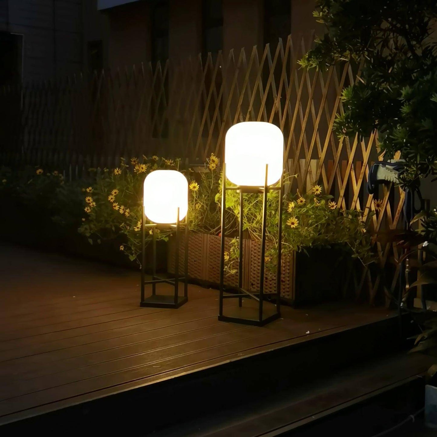 Bright Garden Patio Lantern Light