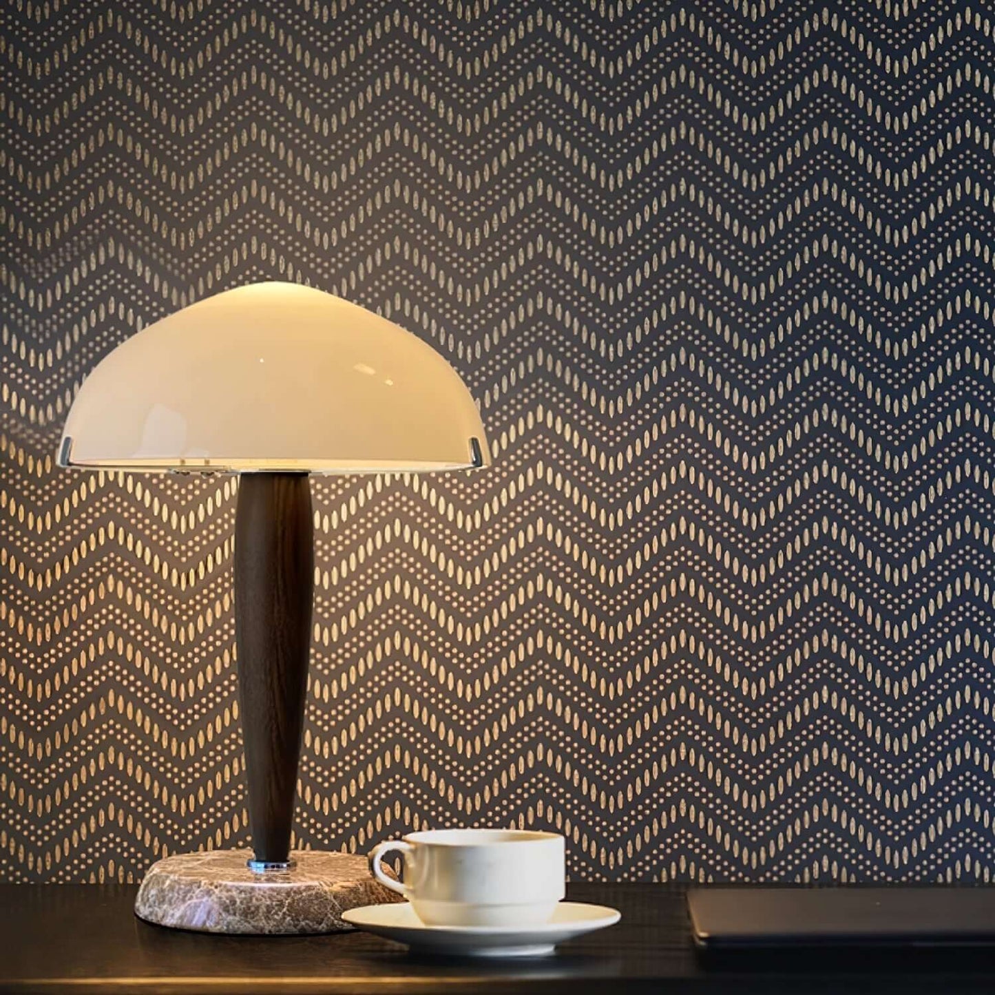 Stylish Wooden Desk Table Lamp