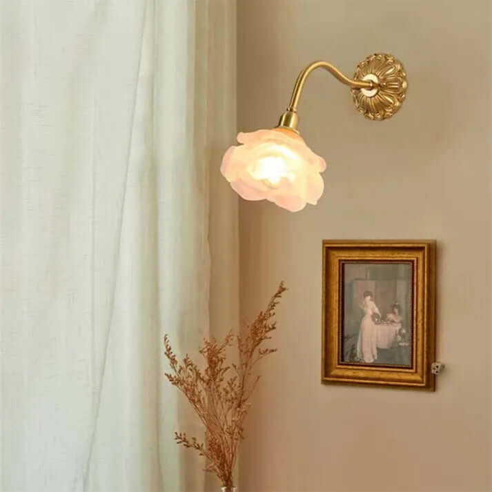 Delicate Floral Glass Table Lamp