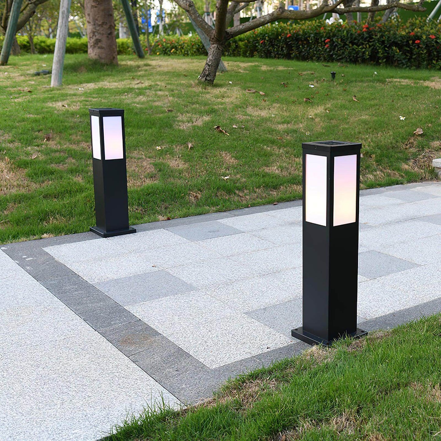 Durable Garden Post Light - Weatherproof Outdoor Lamp