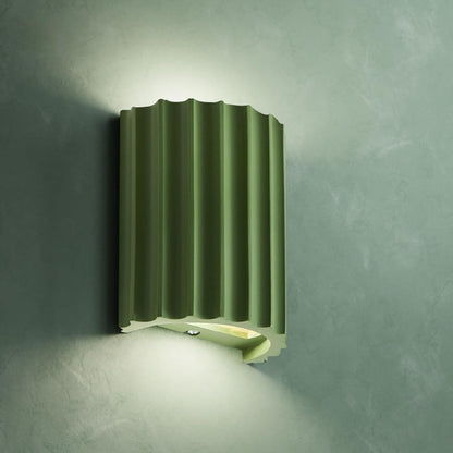Simple LED Wall Sconce – Warm Ambient Up Down Lighting