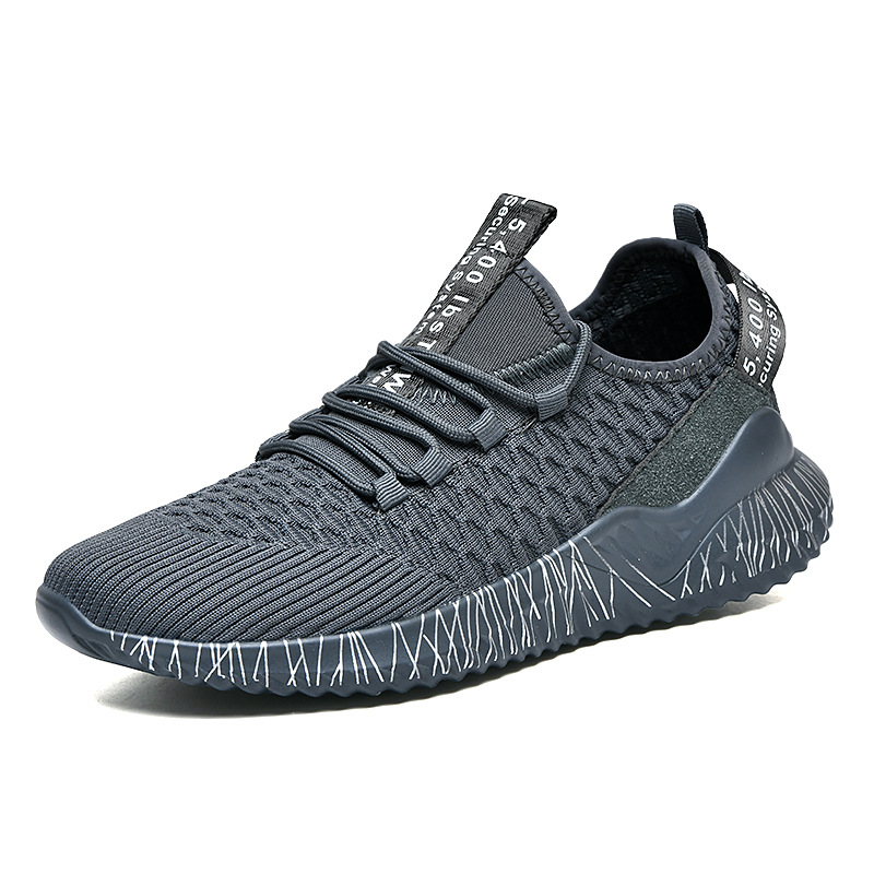 Slim Athletic Mens Sneakers with Classic Look