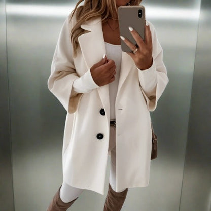 Warm Double Breasted Women's Coat - Luxivelle