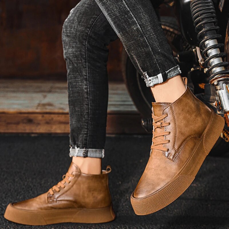 Keith | Robust leather boots