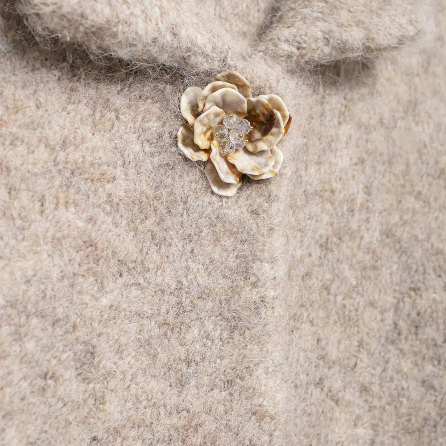 Ladies' Pretty Flower Knit Cardigan Sweater