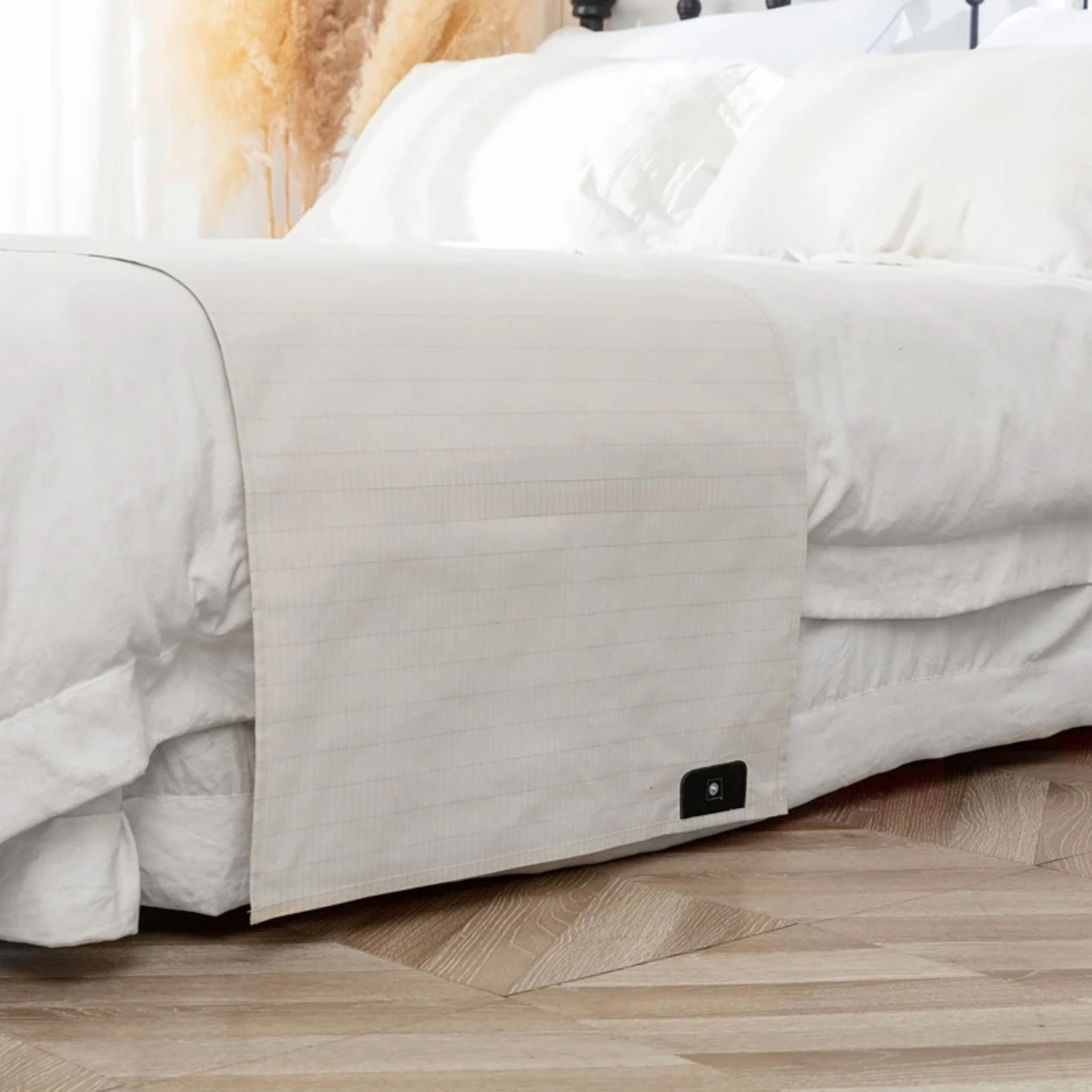 Calm Sleep Grounding Sheet - Anti Inflammatory Bedding