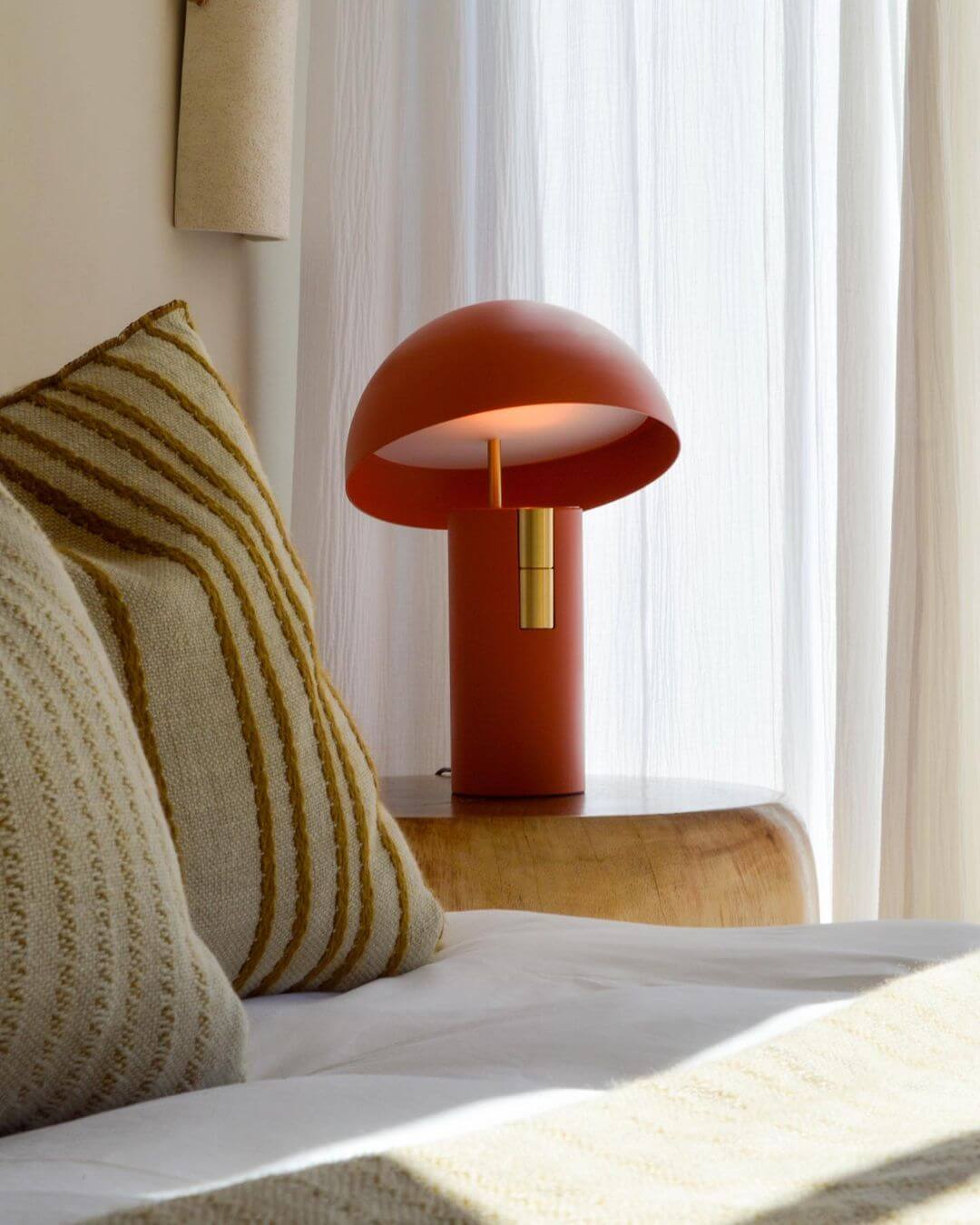 Contemporary Spinning LED Desk Lamp
