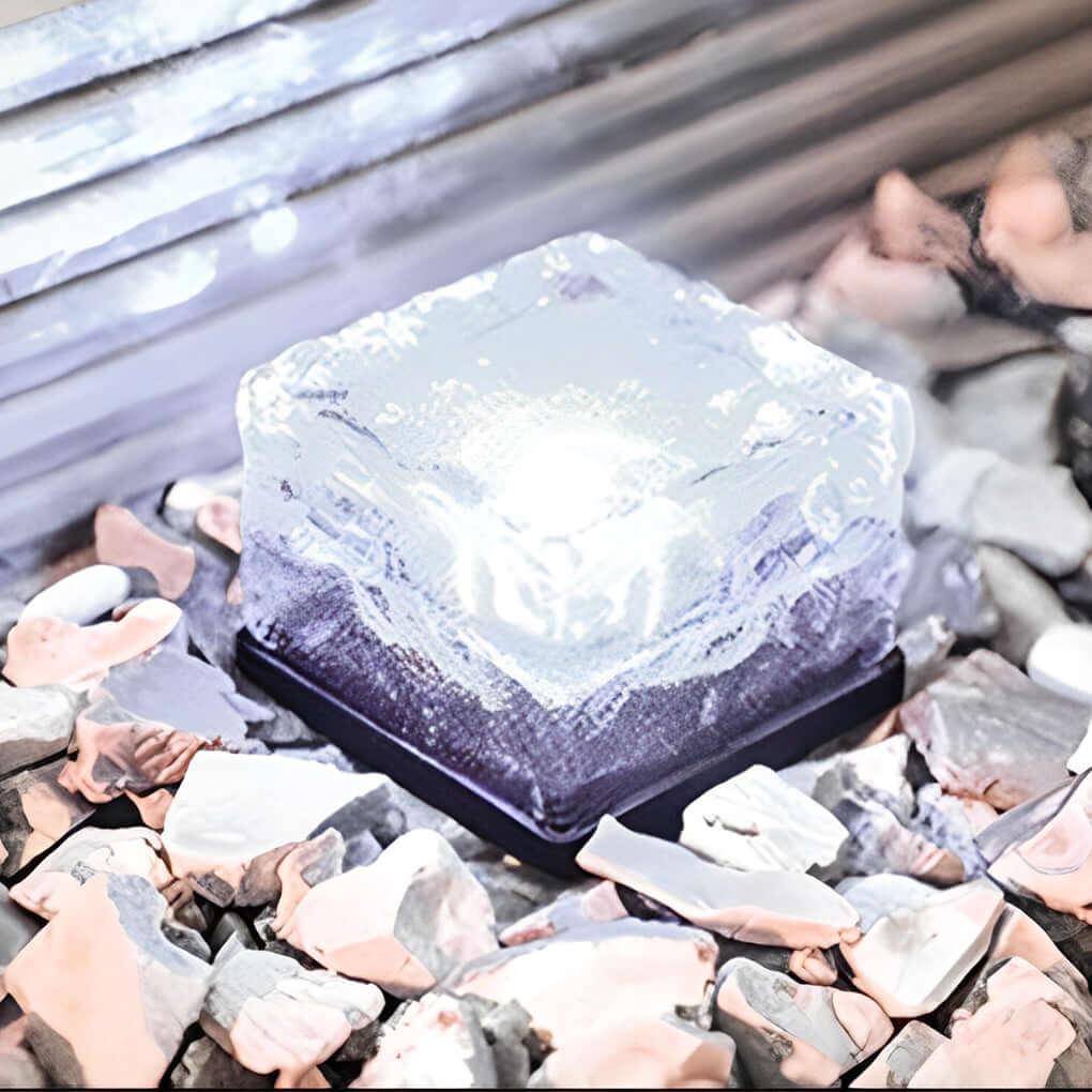 Bright Outdoor Solar LED Garden Lamp Square Shape
