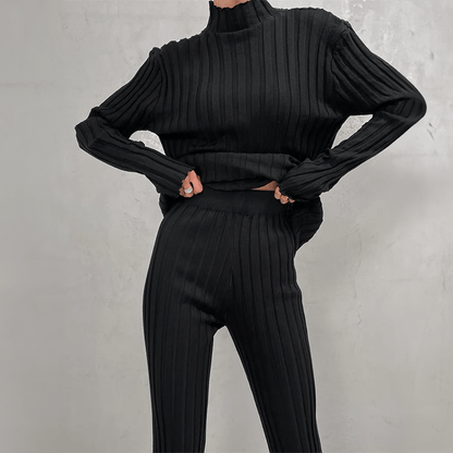 Women's Fitted Textured Knit Outfit