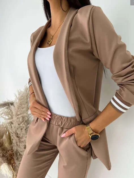 Soft Women's 2-Piece Sweater Outfit