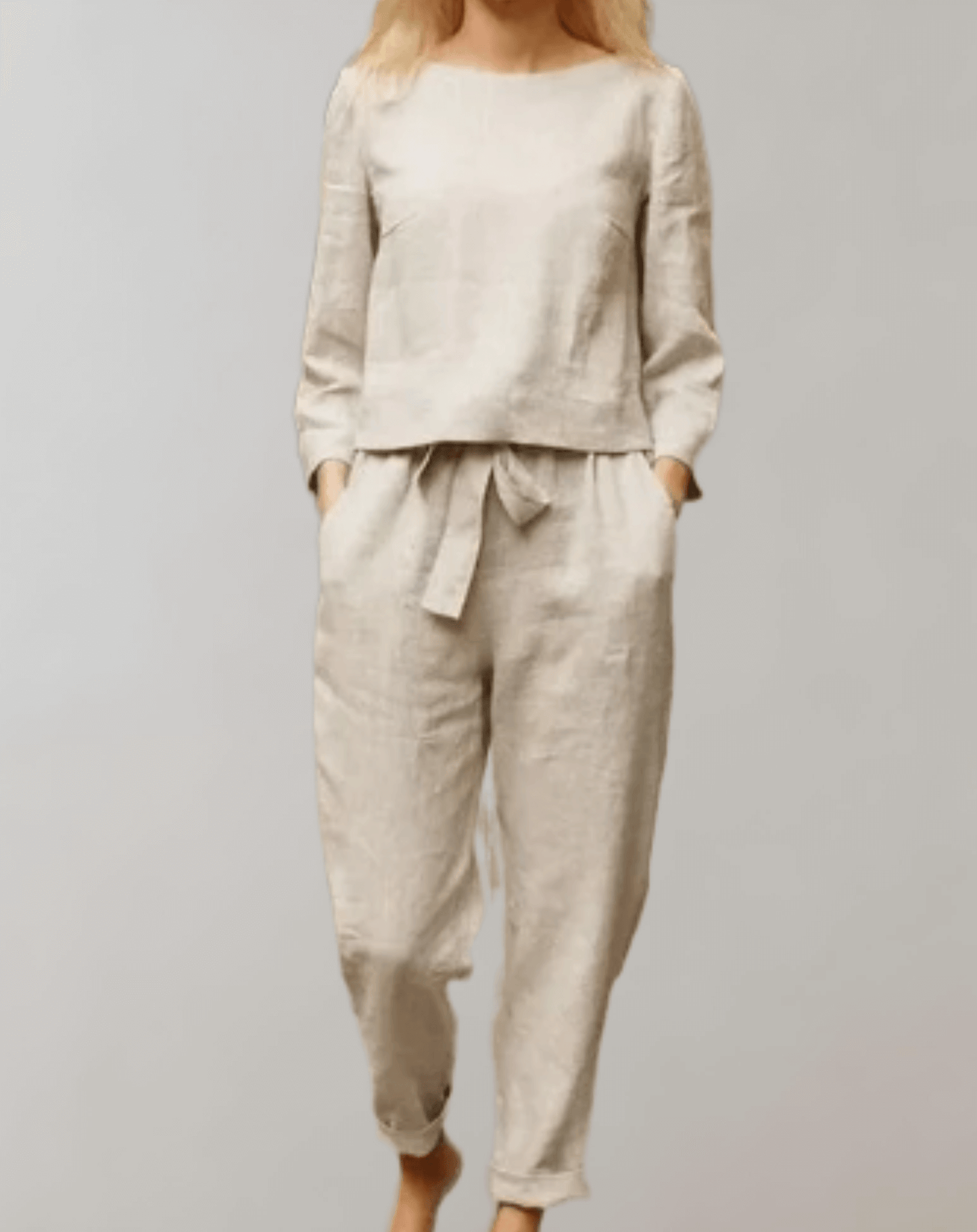 Classic Wool Two Piece Ladies Suit - Luxivelle