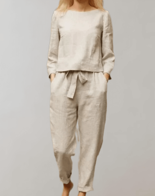 Classic Wool Two Piece Ladies Suit - Luxivelle