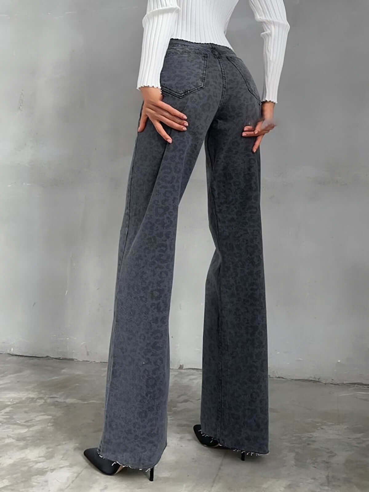 Fashionable Leopard Wide Leg High Waist Jeans
