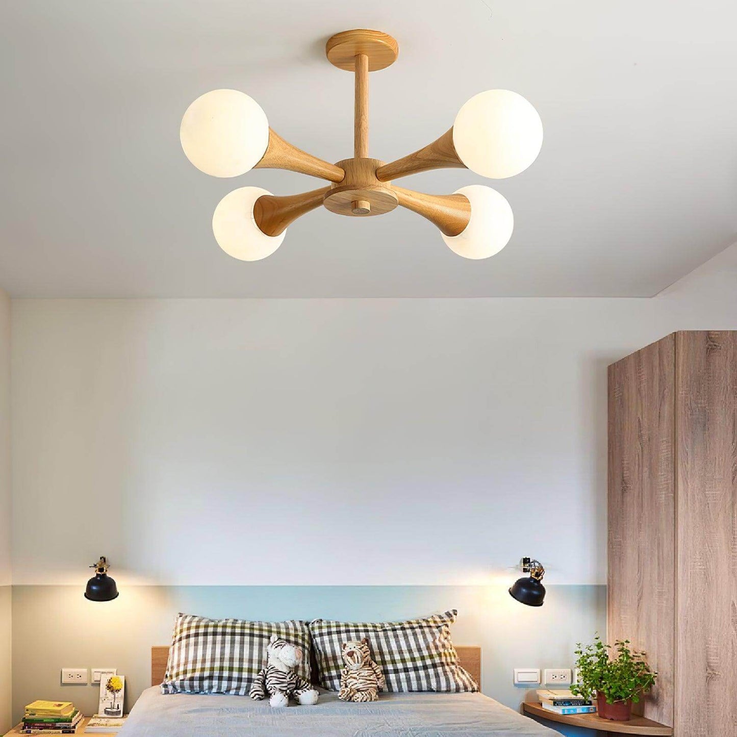 Luxury Wood and Glass Pendant Light