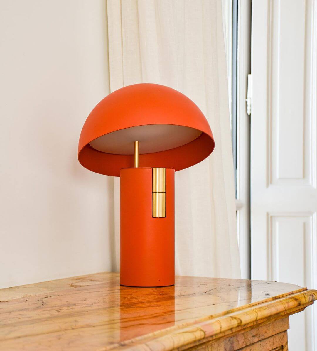 Contemporary Spinning LED Desk Lamp