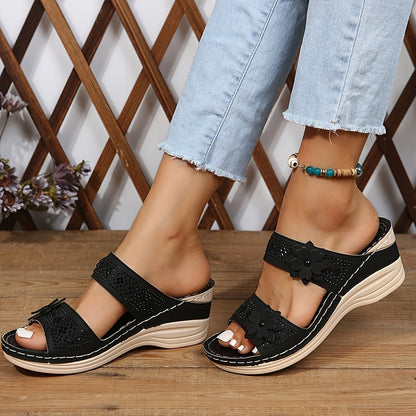 Delor | Comfortable Flower Sandals