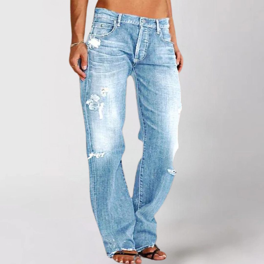 Relaxed Fit Women's Straight Leg Jeans