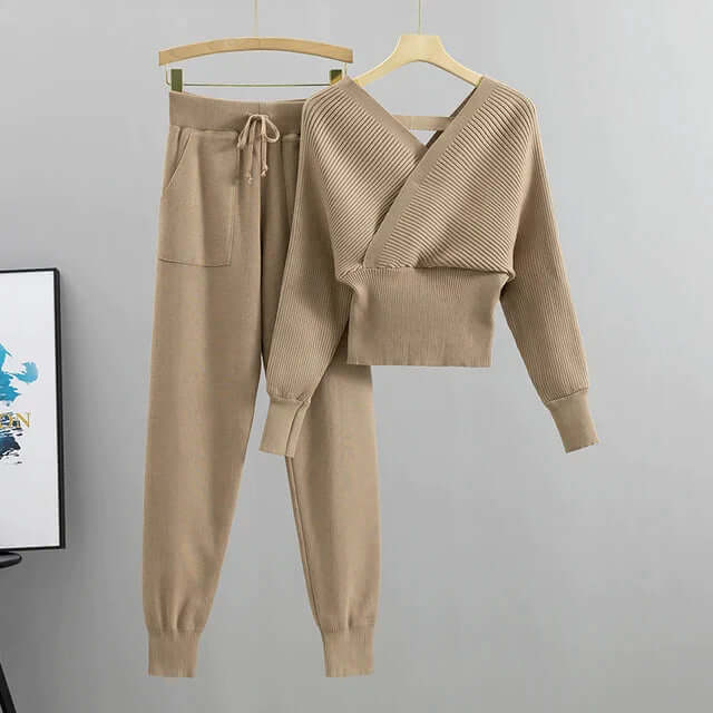 Soft Women's Knit Jogger Lounge Set