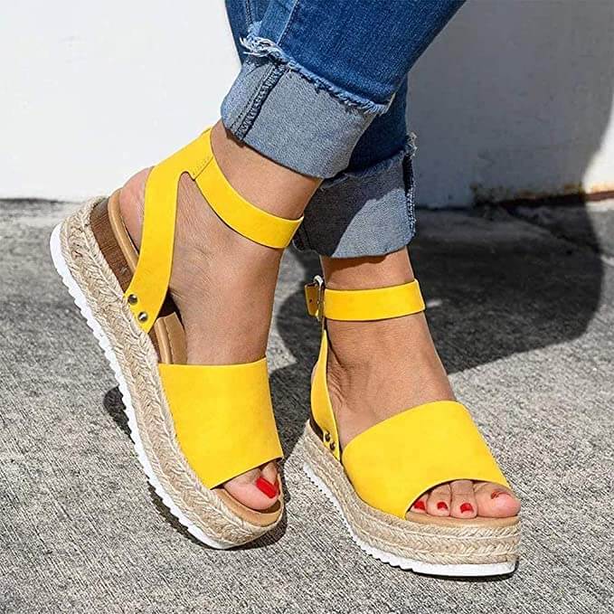 Comfortable Womens Flat Beach Sandals