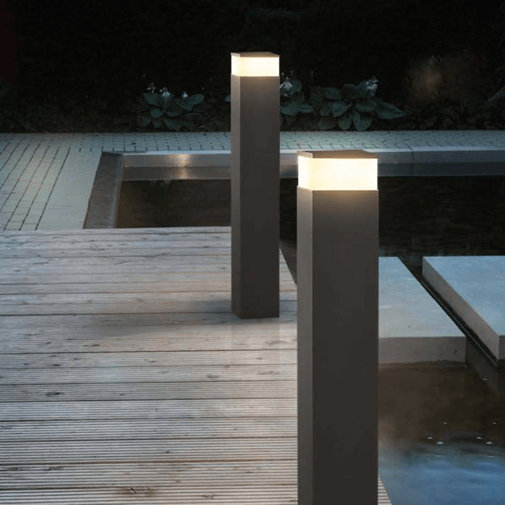 Outdoor Solar Powered Rectangular Lamp - Luxivelle