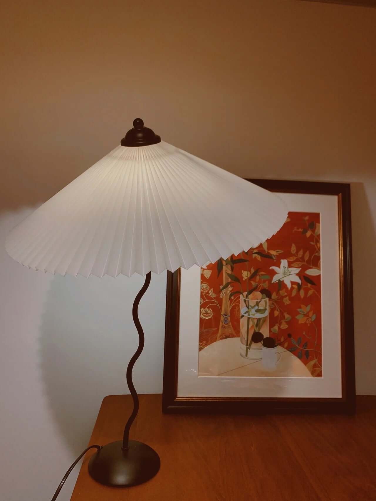 Stylish Curve Desk Lamp