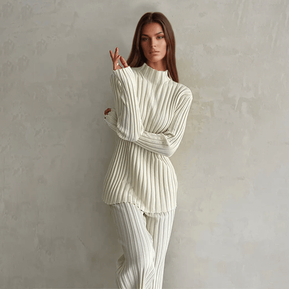 Women's Fitted Textured Knit Outfit